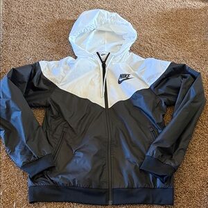Women’s Nike black white windbreaker track jacket size small NICE